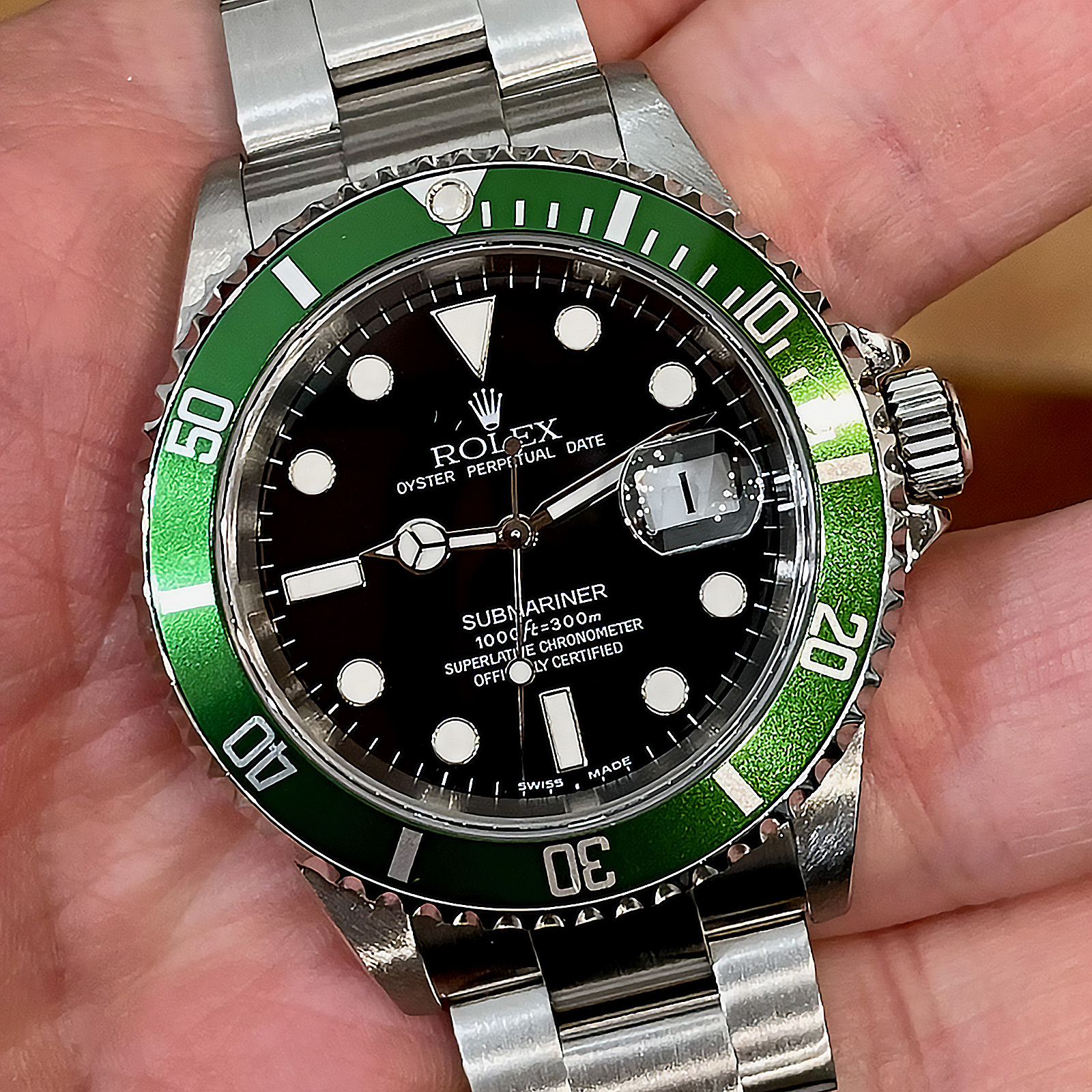 Rolex Submariner Date Ghiera Verde 16610LV "Fat Four'' F46 Full Set 2004